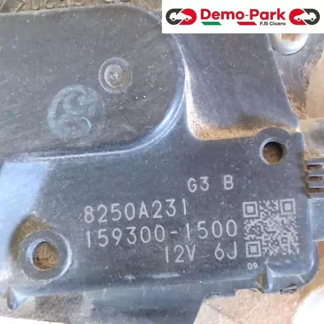 MOTORINO TERGICRISTALLO MITSUBISHI COLT Mitsubishi COLT 8250A231 1