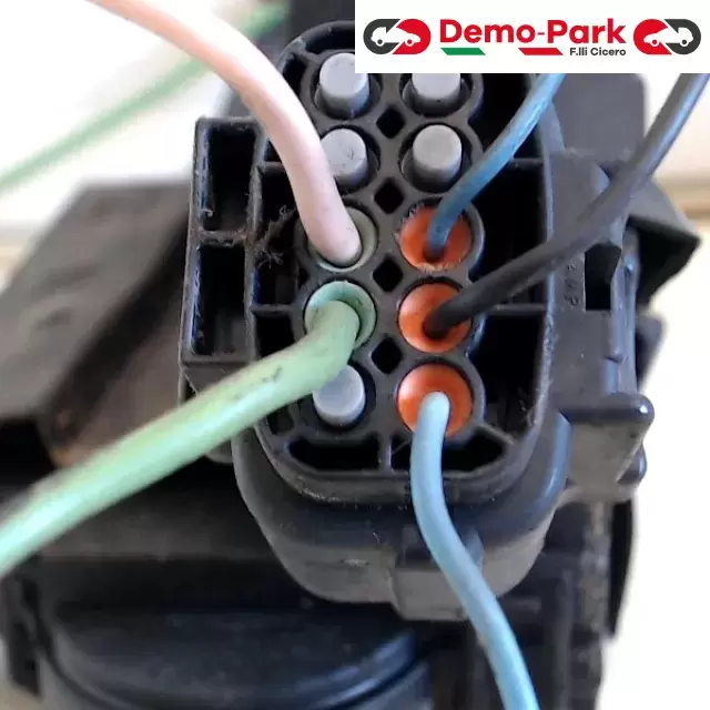 SERRATURA ANTERIORE DX FIAT IDEA Fiat IDEA 51708420 1