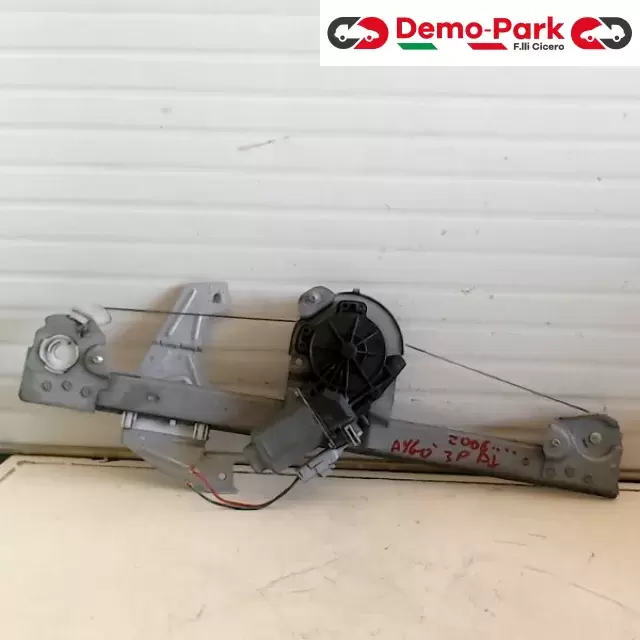 ALZAVETRO DX TOYOTA AYGO 3P Toyota AYGO 400842 B 0