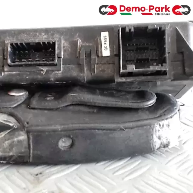 CENTRALINA CHIUSURA CENTRALIZZATA ANT SX 159 Alfa Romeo 159 50504213 2
