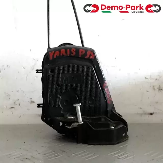 SERRATURA POST SX YARIS Toyota YARIS  0