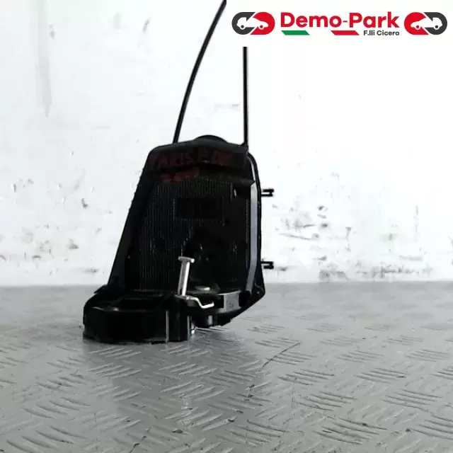 SERRATURA POST DX YARIS Toyota YARIS  0