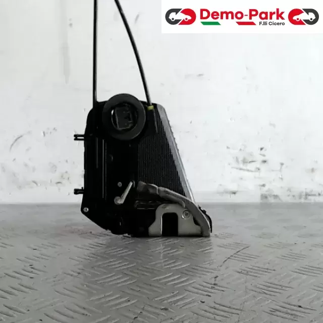 SERRATURA POST DX YARIS Toyota YARIS  1