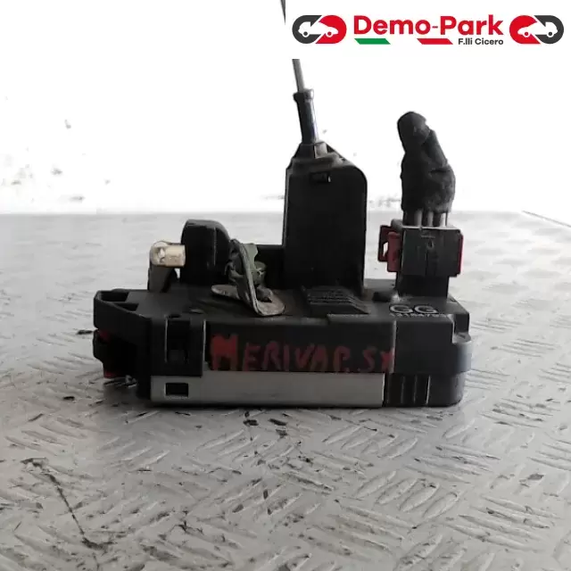 SERRATURA POST SX MERIVA Opel MERIVA 13154793 1