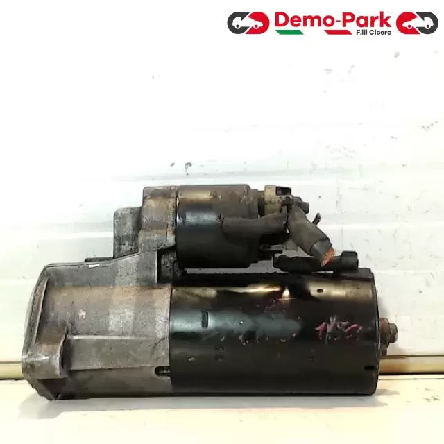 MOTORINO D'AVVIAMENTO VW PASSAT 115CV Volkswagen PASSAT - 1.9 TDI 115CV 068 911 024 H / 0 001 124 020 1