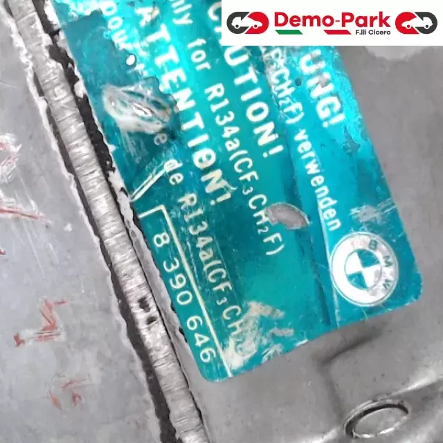 COMPRESSORE ARIA CONDIZIONATA E 46 1.8 B Bmw 320 - E46 8390646 2