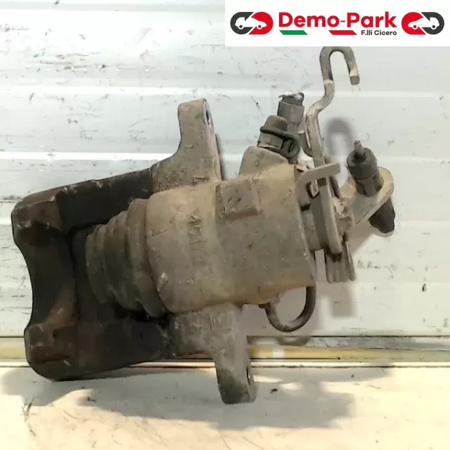 PINZA POSTERIORE SX VW GOLF 5 Volkswagen GOLF 5 451/D 1