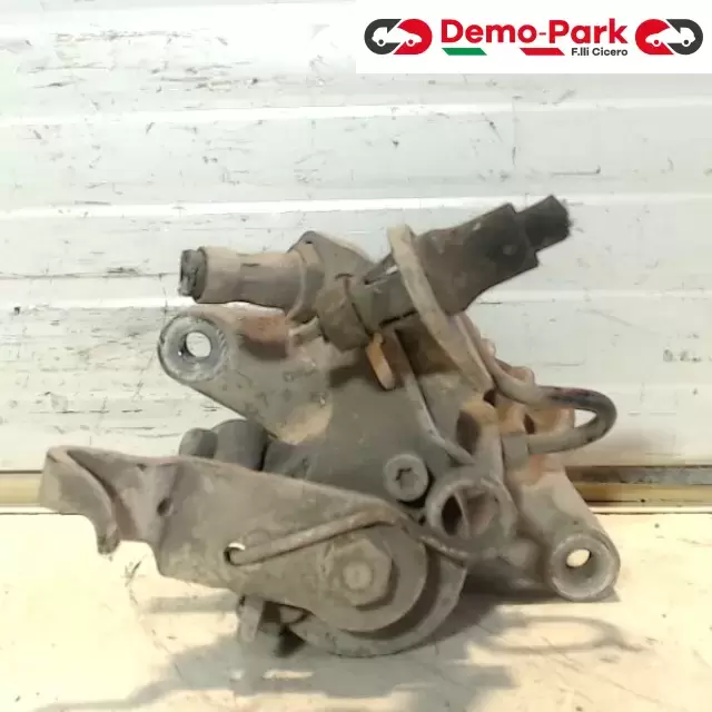 PINZA POSTERIORE SX VW GOLF 5 Volkswagen GOLF 5 451/D 2