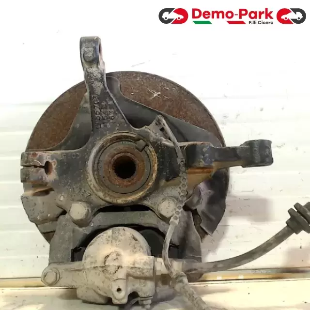 MONTANTE SX OPEL CORSA 1.3 MJT ABS Opel CORSA - 1.3 Mjet 55703154 / 163 0