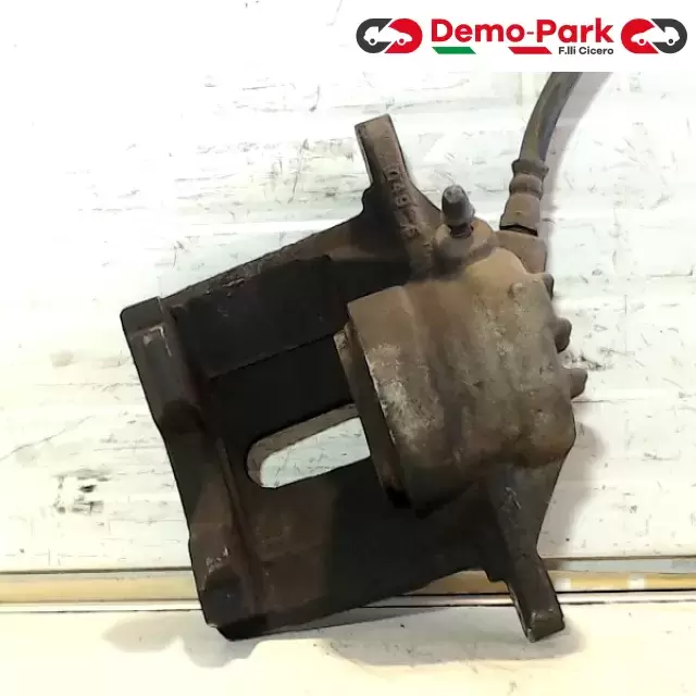 PINZA ANT. SX PEUGEOT 208 1.6 HDI Peugeot 208 1.6 HDI 0204 Y01131 22G 1