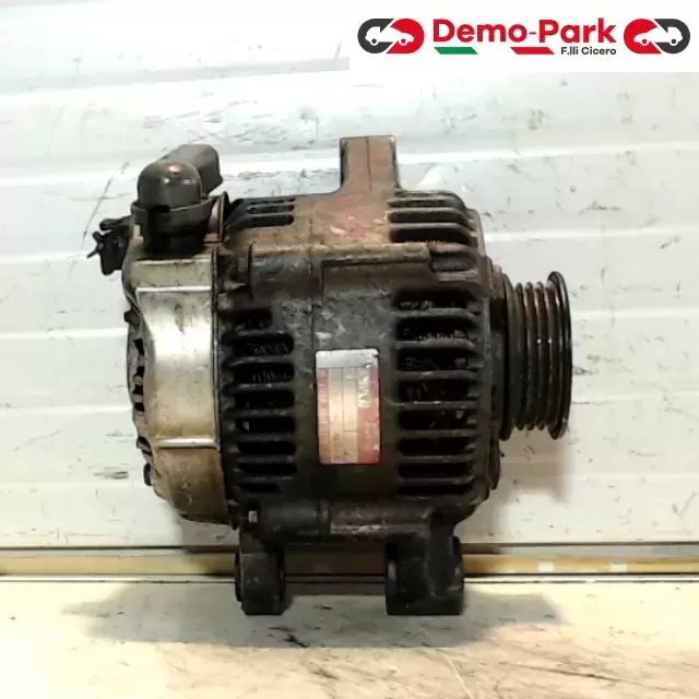ALTERNATORE TOUOTA YARIS 1°SERIE BENZ. Toyota YARIS 1.0 27060-23030 2