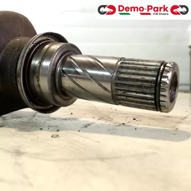 SEMIASSE SX RENAULT MEGANE 2 1.5 DCI Renault MEGANE - 1.5 DCI 8200 511122 1