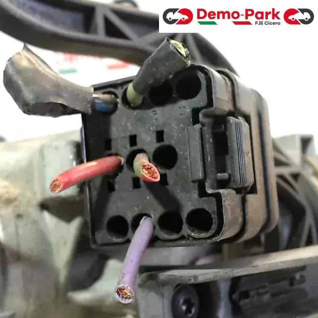 PIANTONE STERZO BMW X3 Bmw X3 E83 6 764 003 2