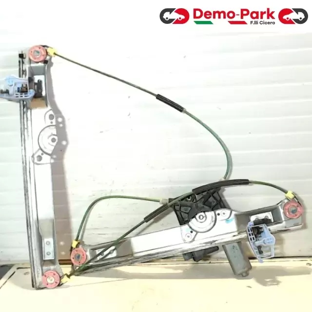 ALZAVETRO ANTERIORE DX 3PORTE Opel CORSA D 72.005.001 0