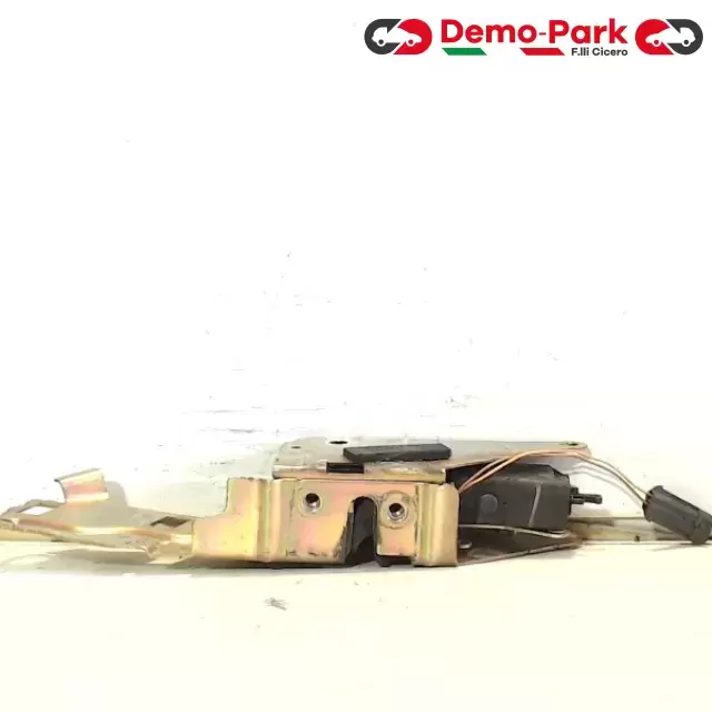 SERRATURA SPORTELLO DX SMART Smart FORTWO 450 000 4647 V004 1