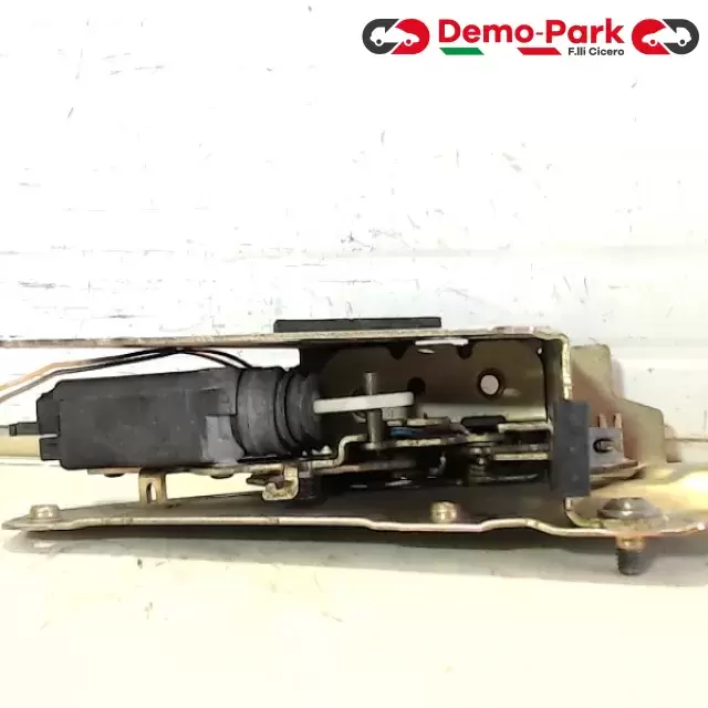 SERRATURA SPORTELLO DX SMART Smart FORTWO 450 000 4647 V004 2