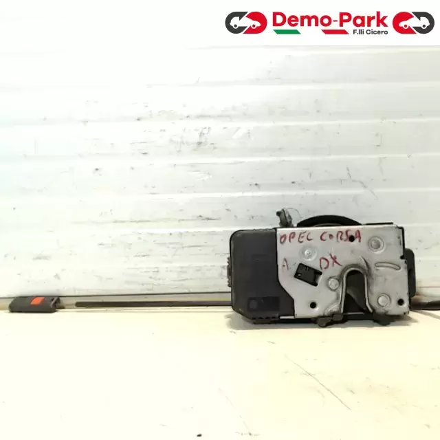 SERRATURA ANTERIORE DX Opel CORSA C ER 24434885 0