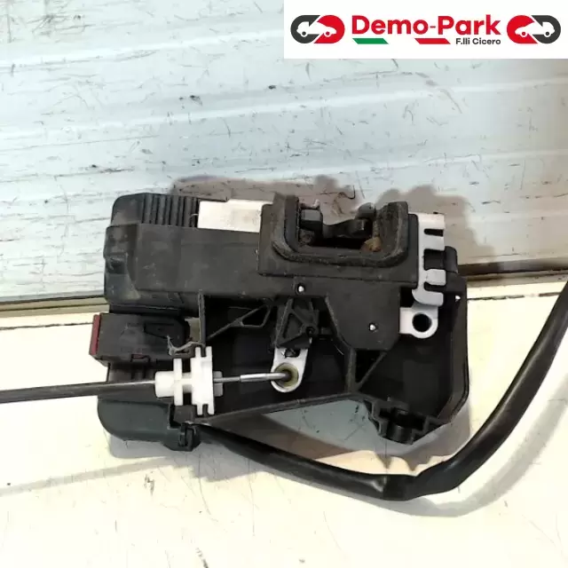 SERRATURA ANTERIORE DX Opel CORSA C ER 24434885 2