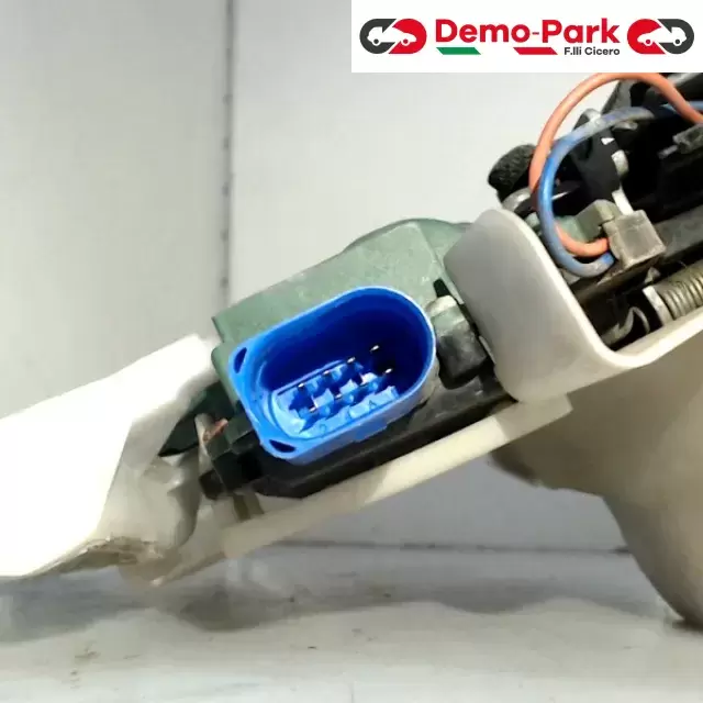 SERRATURA ANTERIORE DX 5PORTE Volkswagen POLO  3