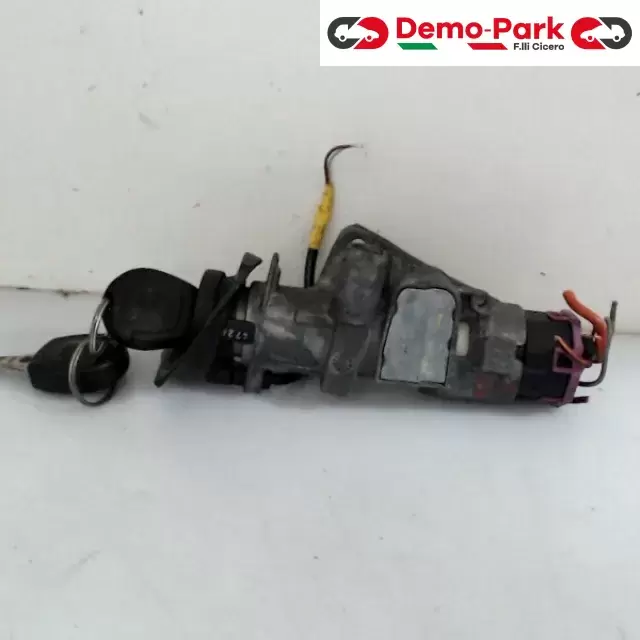 BLOCCASTERZO Skoda FABIA 4B0 905 851 B 1