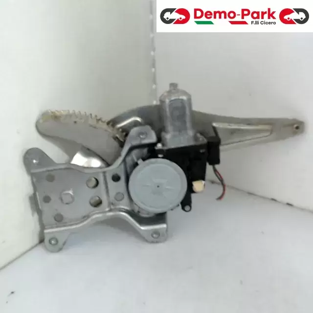 ALZAVETRO POST. SX 5PORTE Fiat SEDICI 83560-79J00 1