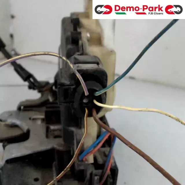 SERRATURA POST. DX Seat ibiza 46AN Y3BA 839016AN / 991993-300 3