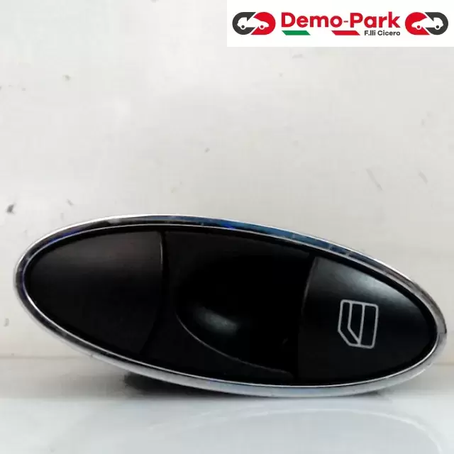 PULSANTE ALZAVETRO POST. SX Mercedes-benz CLASSE E A 211 821 86 51 0