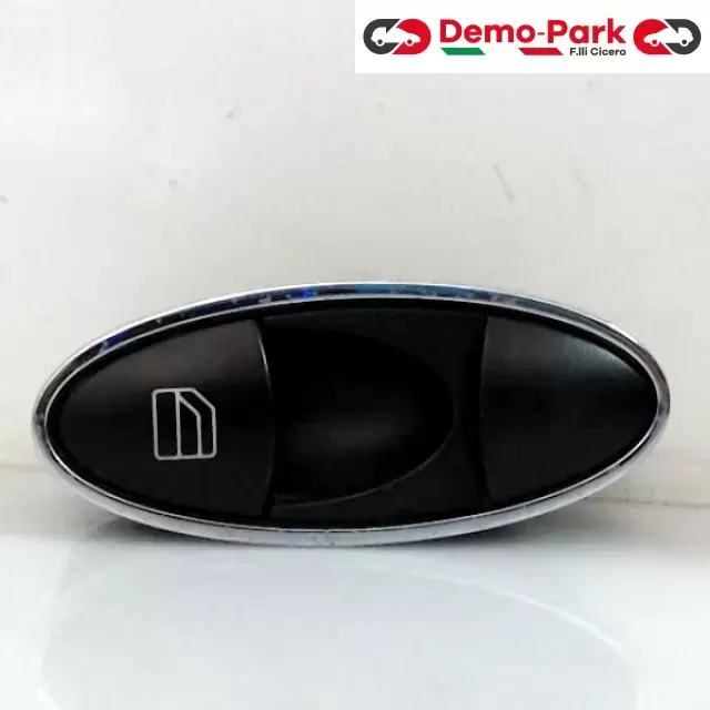 PULSANTE ALZAVETRO  POST. DX Mercedes-benz CLASSE E A 211 821 86 51 0