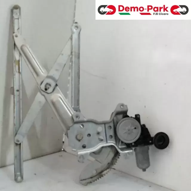ALZAVETRO ANT. DX 5PORTE Suzuki SWIFT 262100-3370 1