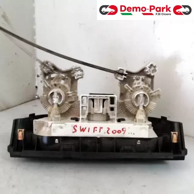 COMANDO CLIMA Suzuki SWIFT  1