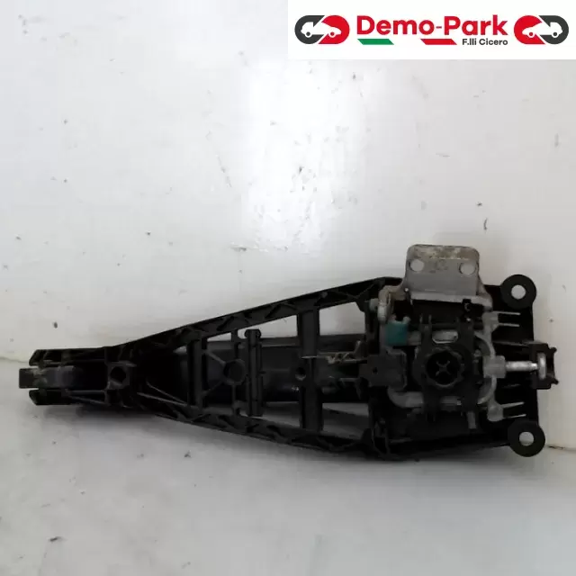 MANIGLIA DX ESTERNA 3PORTE Opel CORSA D 3P  1