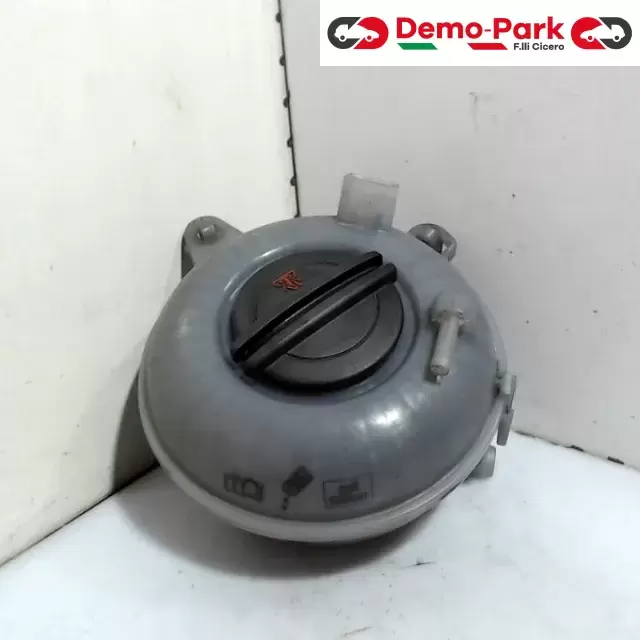 VASCHETTA LIQUIDO RAFFREDDAMENTO Volkswagen GOLF 7 5Q0 121 407 A 0