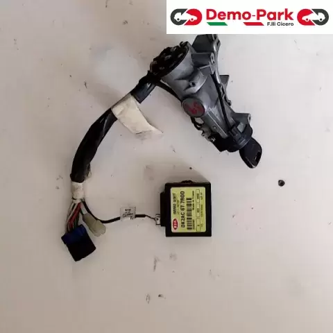 BLOCCASTERZO Kia CARNIVAL  0