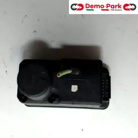 CHIUSURA CENTRALIZZATA - POMPA Volkswagen PASSAT  0