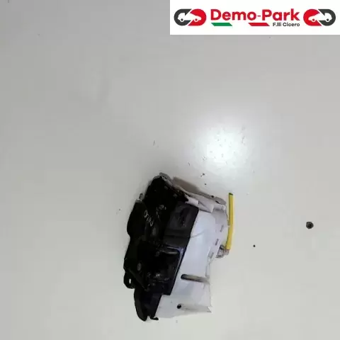 SERRATURA POST. DX Volkswagen POLO 6N  0