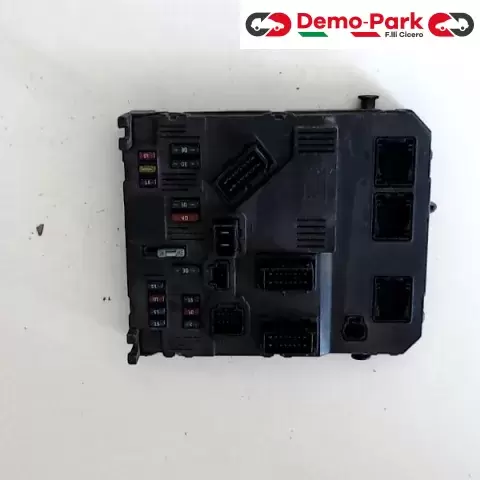 BODY COMPUTER Peugeot 206 - 1.4 SIEMENS S118085210 0