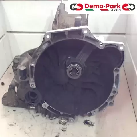 CAMBIO FIESTA Ford FIESTA - 1.6  0