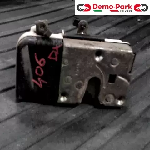 SERRATURA ANT. DX Peugeot 406  0