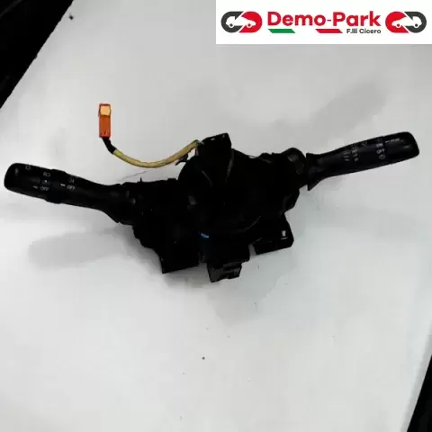 CAMBIO LUCE Toyota YARIS  0