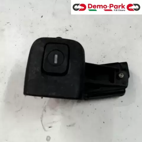 PULSANTE COFANO POSTERIORE Renault clio  0