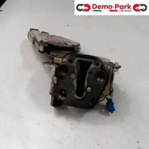 SERRATURA ANT. DX Nissan MICRA K11  0