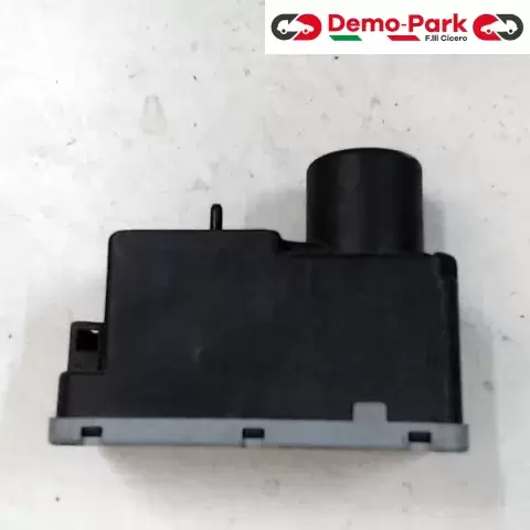 CHIUSURA CENTRALIZZATA - POMPA Volkswagen GOLF III  0