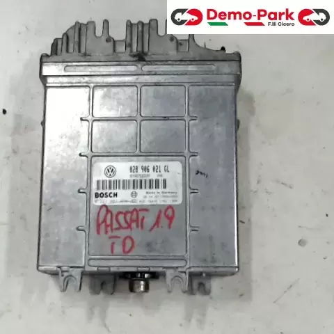 CENTRALINA MOTORE Volkswagen PASSAT - 1.9 TDI BOSCH 0 281 001 656   028 906 021 GL     0