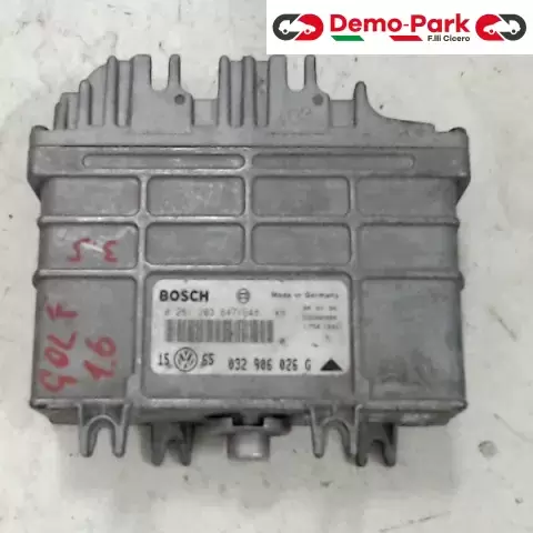 CENTRALINA MOTORE Volkswagen GOLF III - 1.6 BOSCH 0 261 203 647/648     032 906 026 G 0