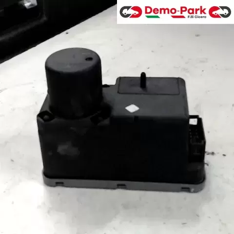 CHIUSURA CENTRALIZZATA - POMPA Volkswagen GOLF III  0