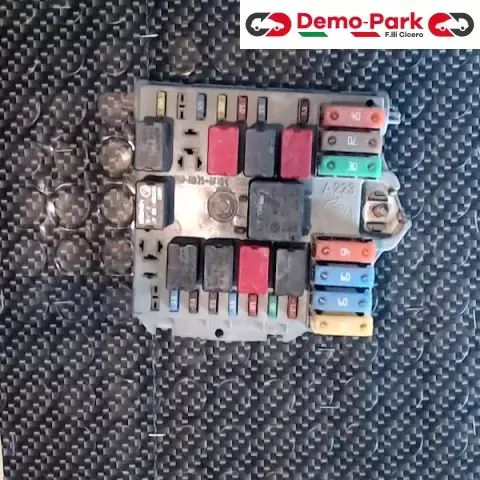 BODY COMPUTER/PORTA FUSIBILI Fiat PUNTO - 1.3 Mjet 46835603 1.8HGT/DS  124051 0