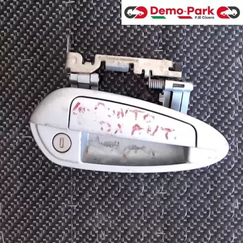 MANIGLIA ESTERNA ANT DX Fiat GRANDE PUNTO  0