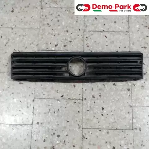 MASCHERINA ANTERIORE Volkswagen POLO  0