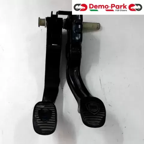 PEDALIERA  Lancia YPSILON ILL. 0