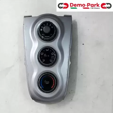 COMANDO CLIMATIZZATORE - MANUALE Toyota YARIS  0
